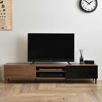 幅176cm HELM（ヘルム） テレビ台 ローボード  引き出し 収納 脚付き シンプル モダン