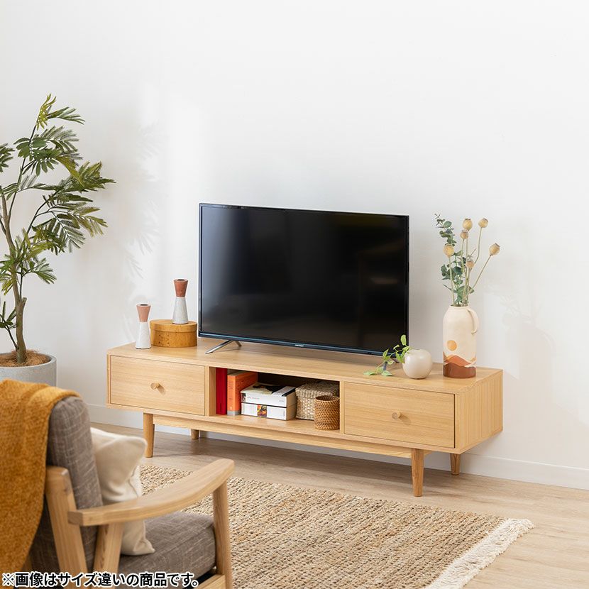 幅180cm 木製 テレビボード ～70型以上 天然木 アッシュ材 引出し付き 配線穴付き 収納 テレビ台 脚付き ローボード TVボード TV台 北欧風 カフェ風 おしゃれ ルンバブル｜¥49,000の動画