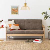 【設置無料】幅167cm 2人掛け ソファ バッスム 布 天然木 木製 肘付き アッシュ材 クッション取り外し可 北欧 カフェ風 ナチュラル 椅子 ブルー グリーン ブラウン｜¥109,000の動画