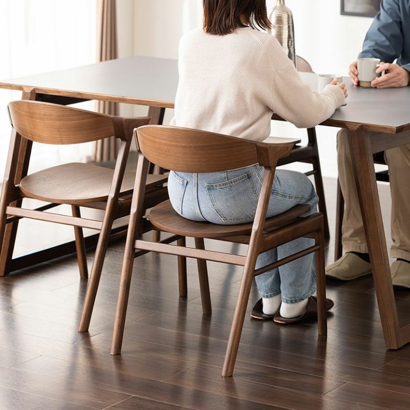 MIKIMOKU ミキモク 木製 ダイニングチェア 座面レザー 椅子 破れ有⑥ 設置無料】木製 ダイニングチェア ミキモク 天然木 肘付き 椅子 板座